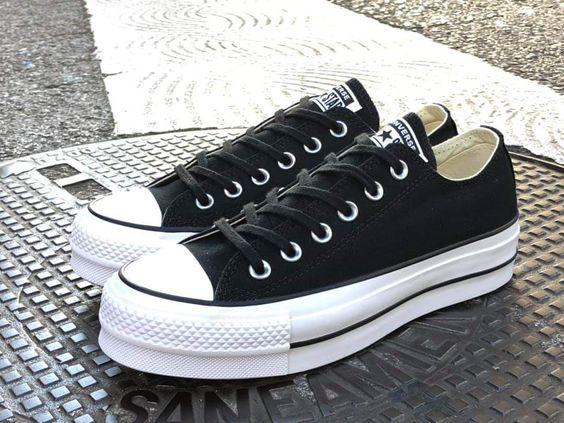 🔥CHUCK TAYLOR ALLSTAR EN PLATAFORMA NEGRA