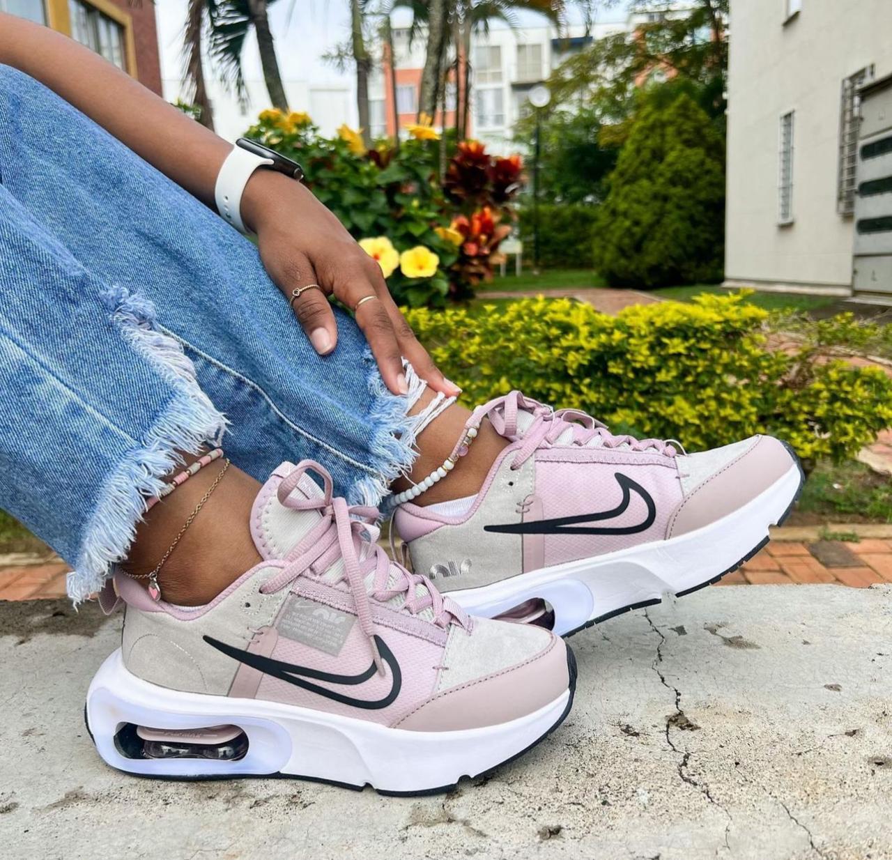 🔥NIKE AM REACT - ROSA - MUJER