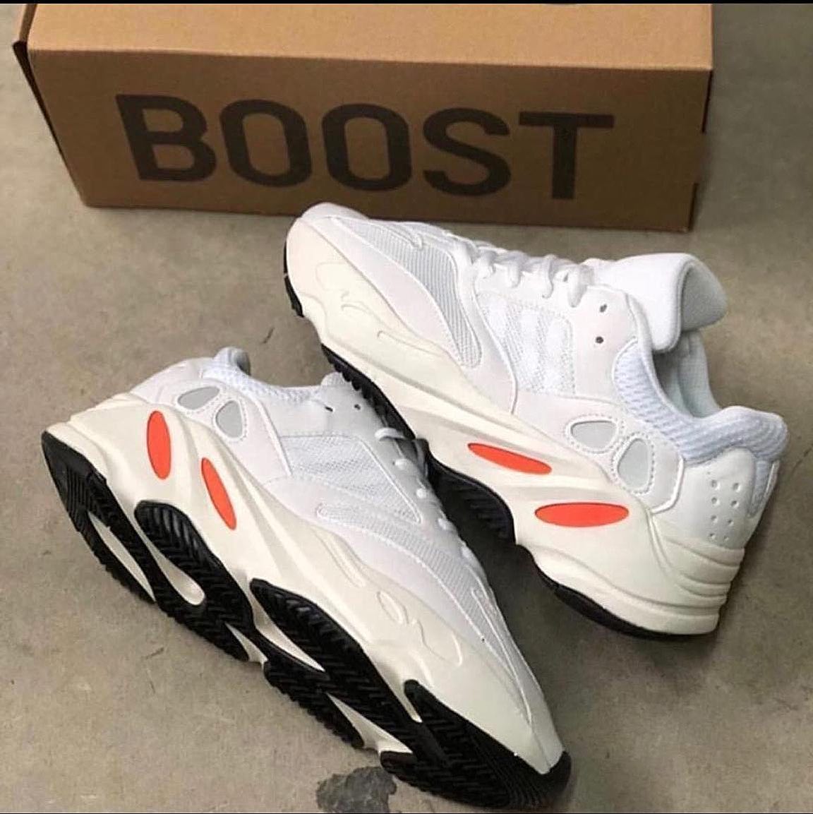 🔥ADIDAS YEEZY 700 BOOST BLANCAS - HOMBRE