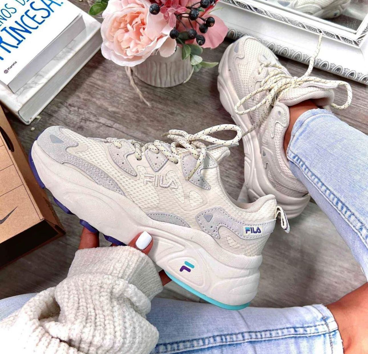 🔥FILA SPORT - RETRO V4 BLANCO - MUJER