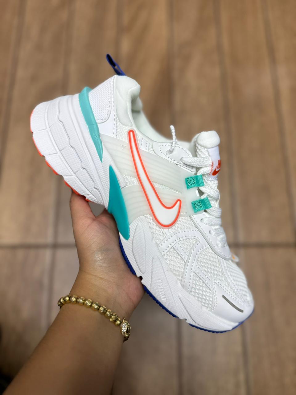 🔥NIKE V2K - EVOLUTION - MUJER