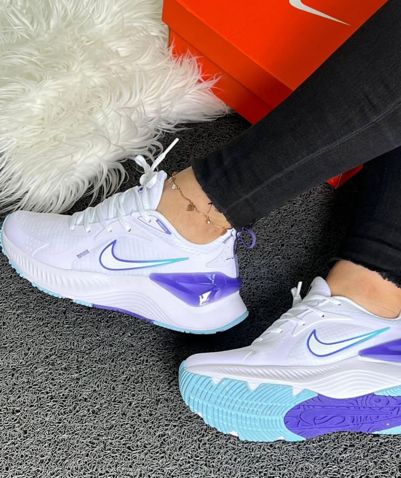 🔥NIKE ZOOM 25 - BLANCO - MUJER