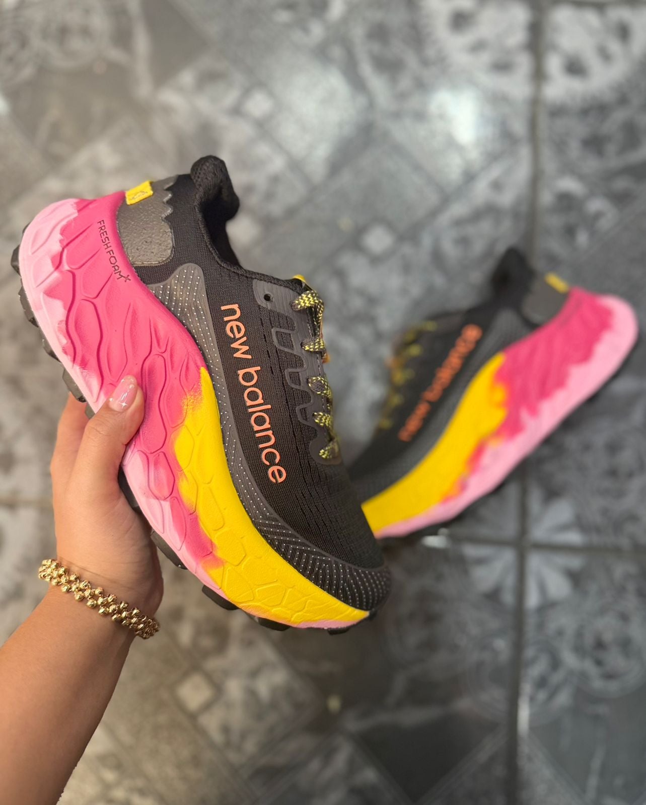 🔥NEW BALANCE FRESH FOAM - COLORS - MUJER