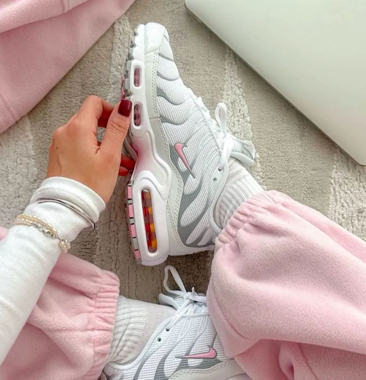 🔥NIKE TN 0025 - STRAWBERRY - MUJER