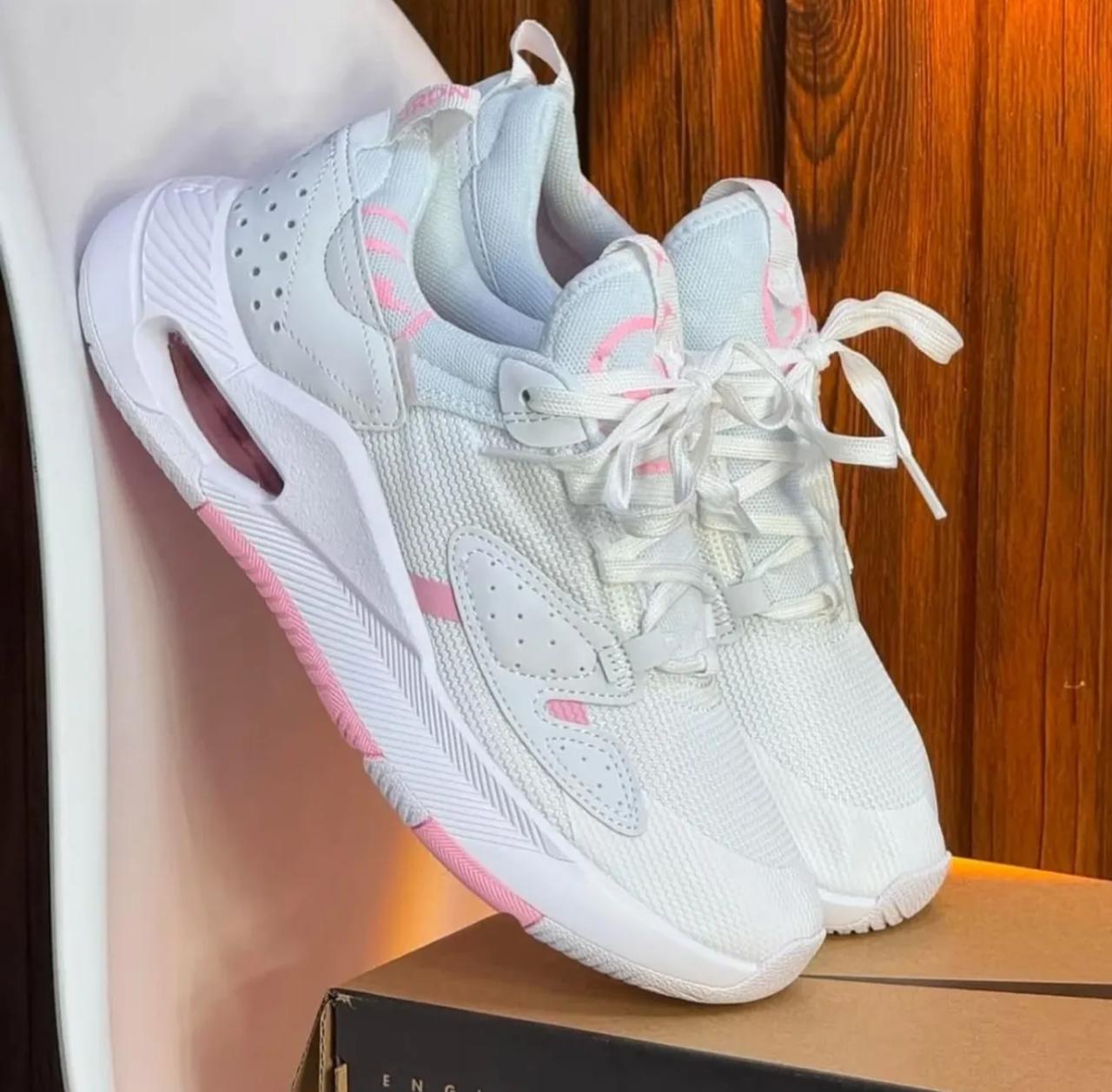 🔥NIKE JORDAN CADENCE - BLANCO - MUJER