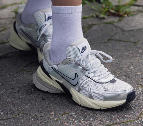 🔥NIKE V2K - RETRO VOz - HOMBRE