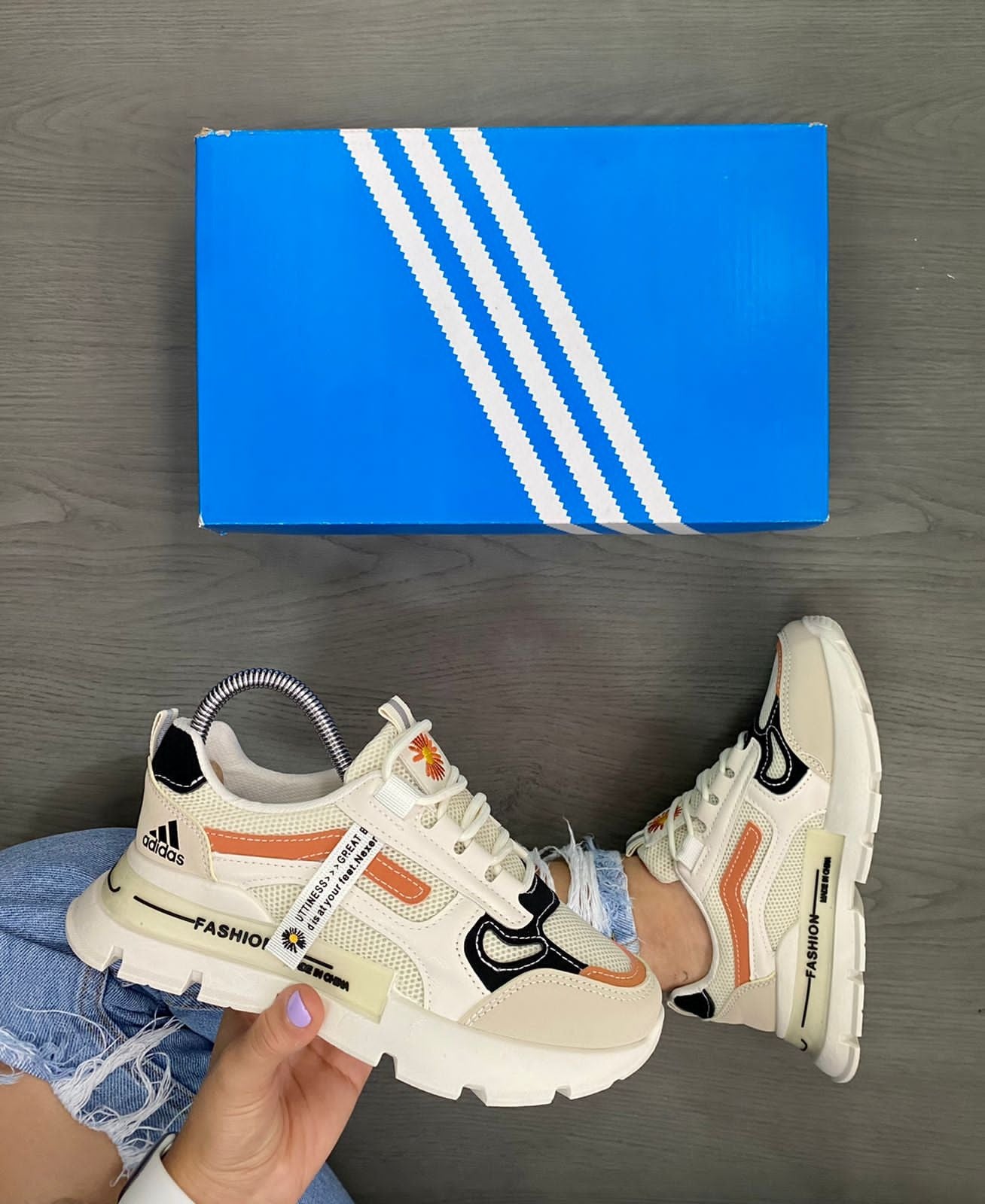 🔥ADIDAS FASHION C - CREMA / NARANJA - MUJER