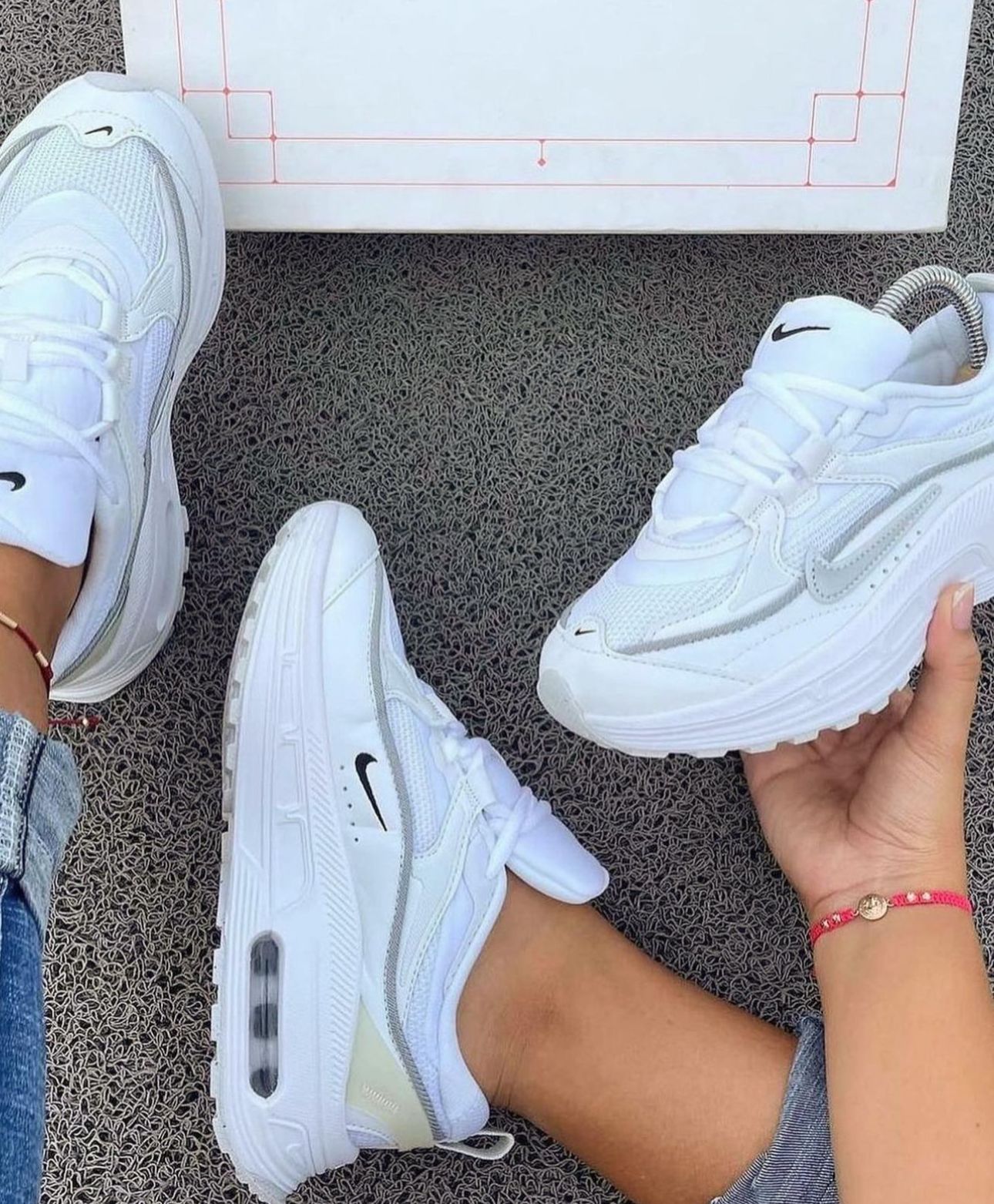 🔥NIKE AM BLISS - BLANCO - UNISEX