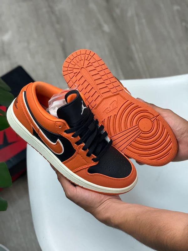 NIKE AIR JORDAN 1 LOW NEGRO NARANJA HOMBRE