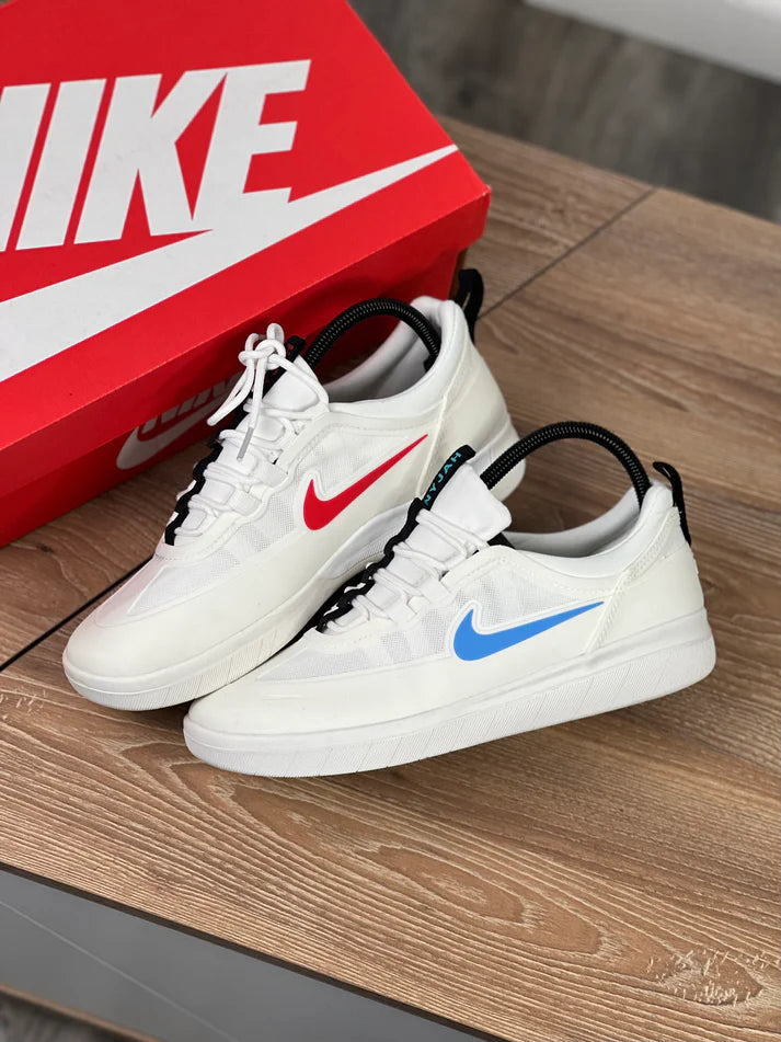 NIKE SB NYJAH HUSTON v2 HOMBRE