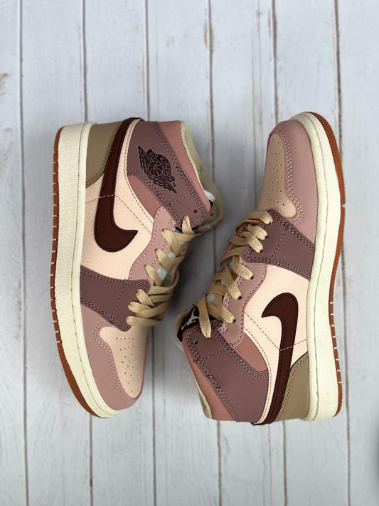 🔥NIKE JORDAN RETRO 1 MID BEANS- MUJER