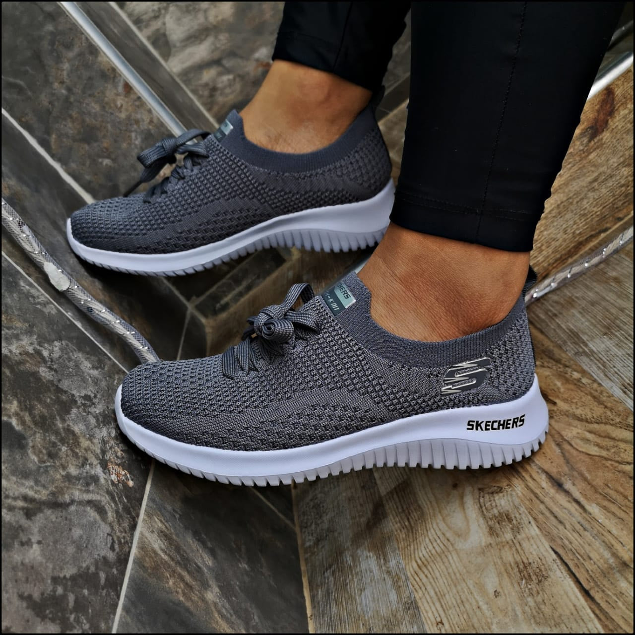 🔥SKECHERS K'NIT - GRIS - MUJER