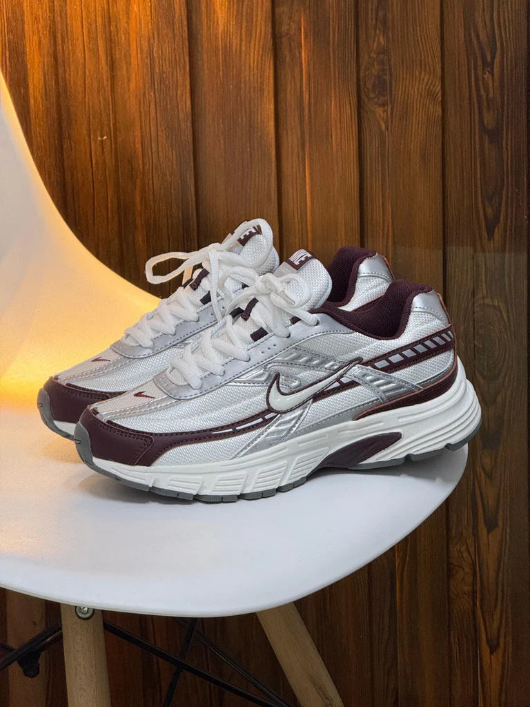 🔥NIKE INITIATOR - STRBRR - MUJER