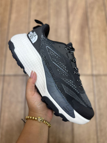 🔥THE NORTH FACE VECTIV - NEGRO - HOMBRE