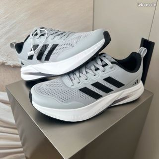 🔥ADIDAS LIGHTSTRIKE - GRIS - HOMBRE