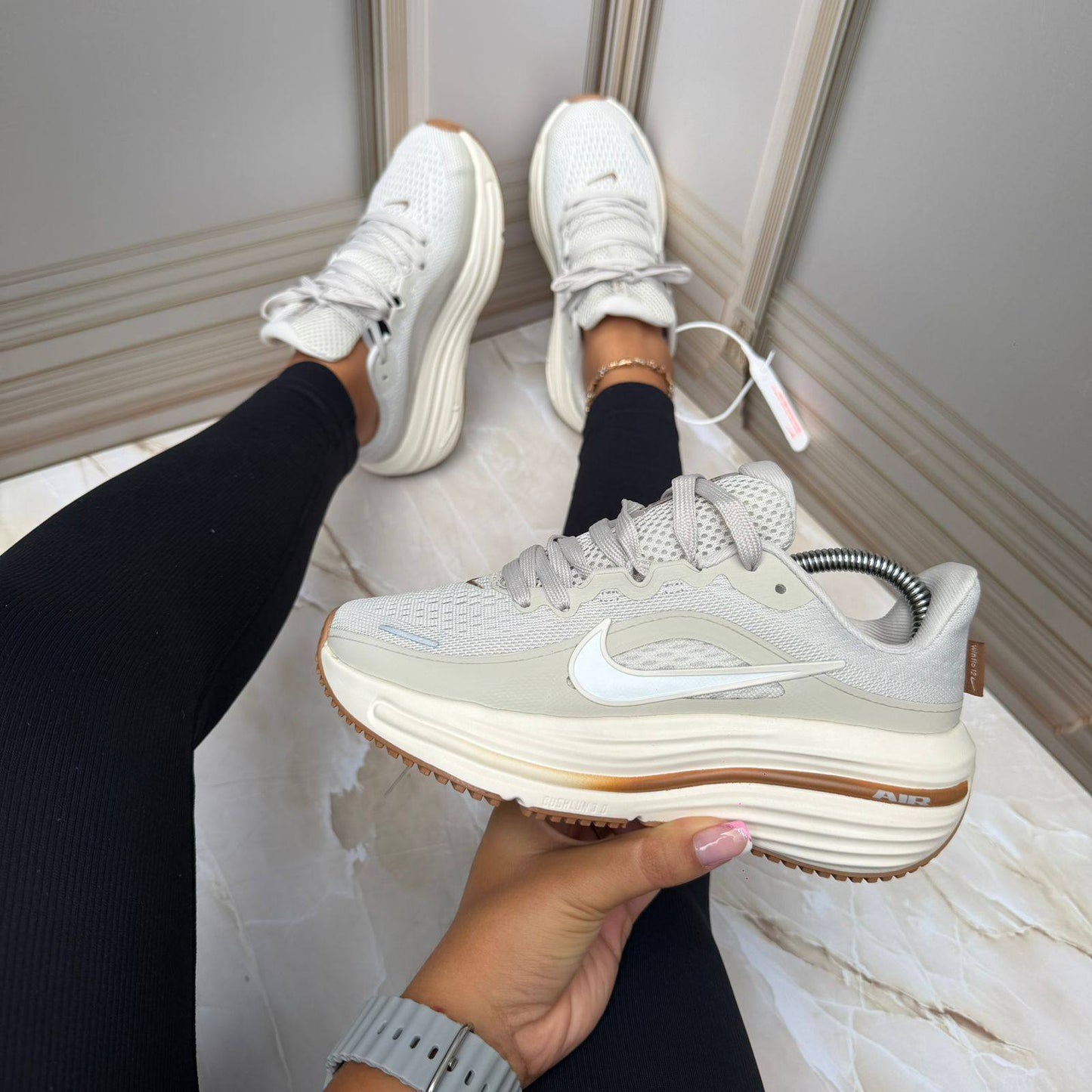 🔥NIKE AIR WINFLO - BEIGE - MUJER