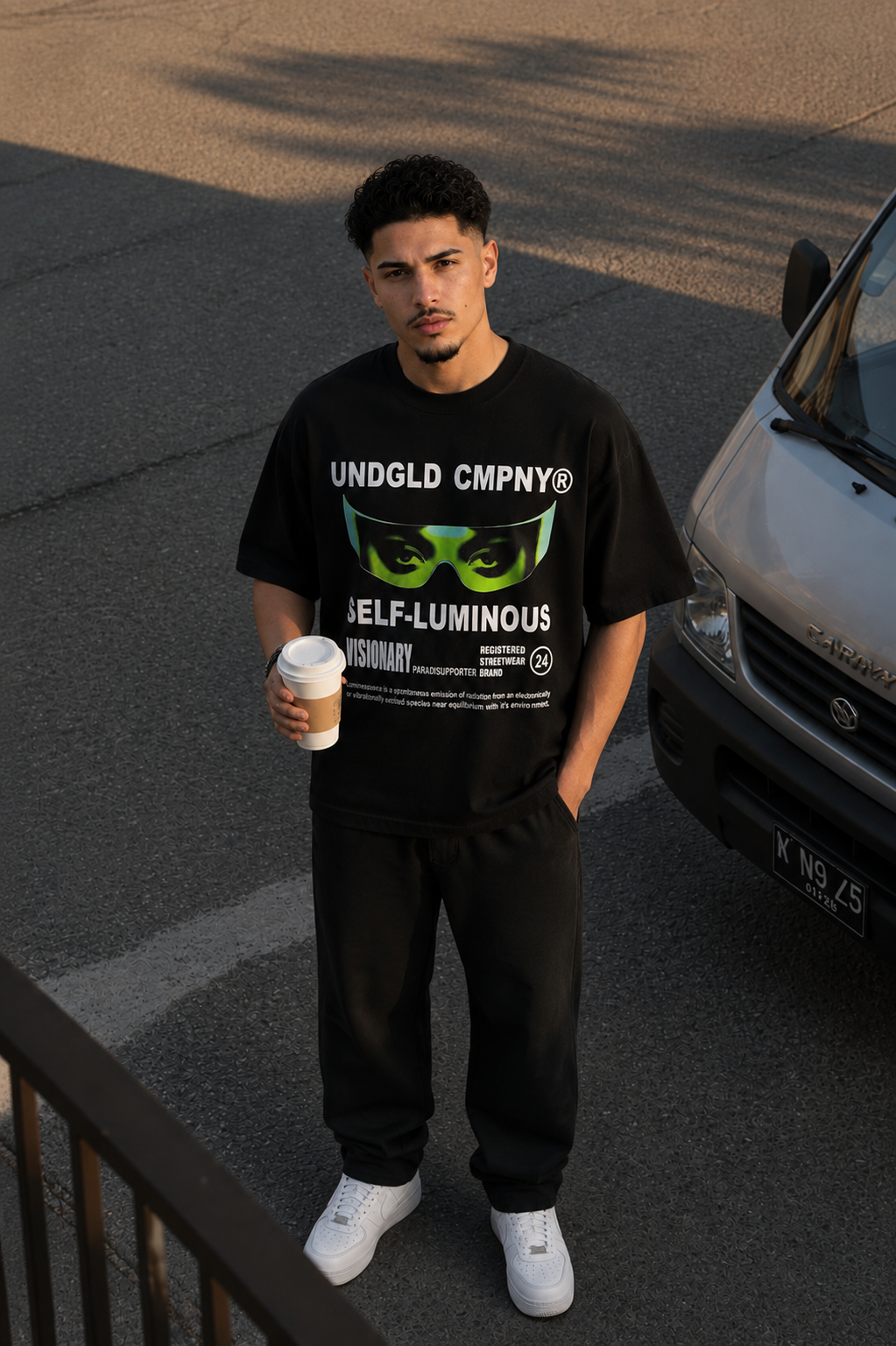 CAMISETA OVERSIZE HOMBRE UNDGLD SELF 1.1