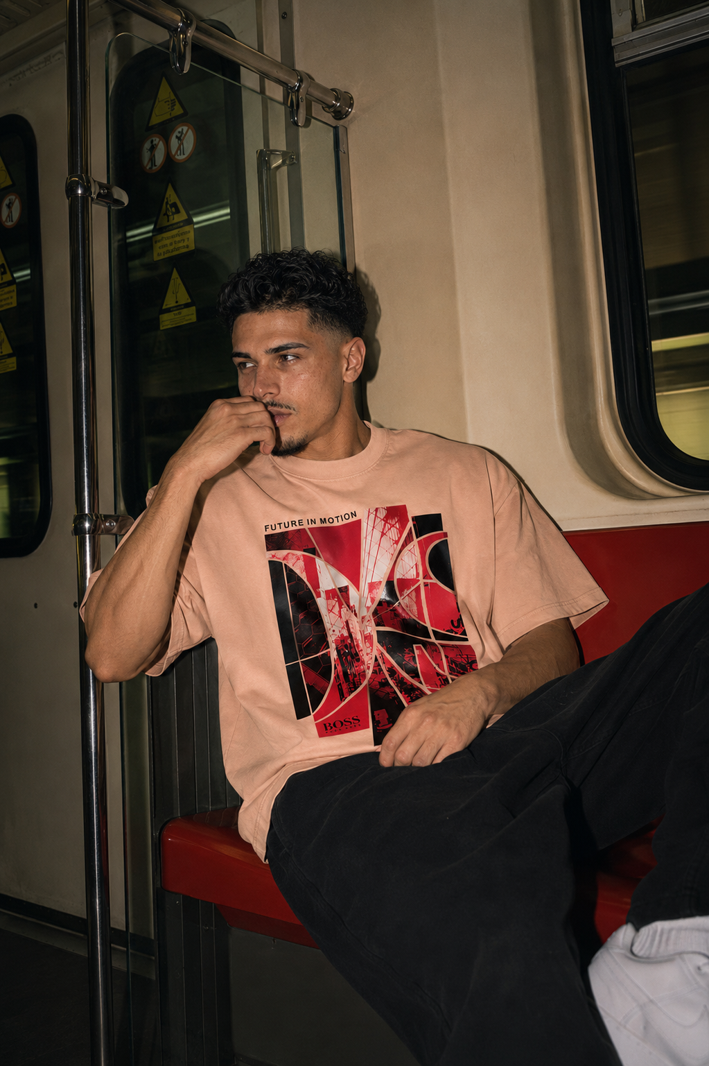 CAMISETA OVERSIZE HOMBRE FUTURED MOTION BOSS 1.1 SL