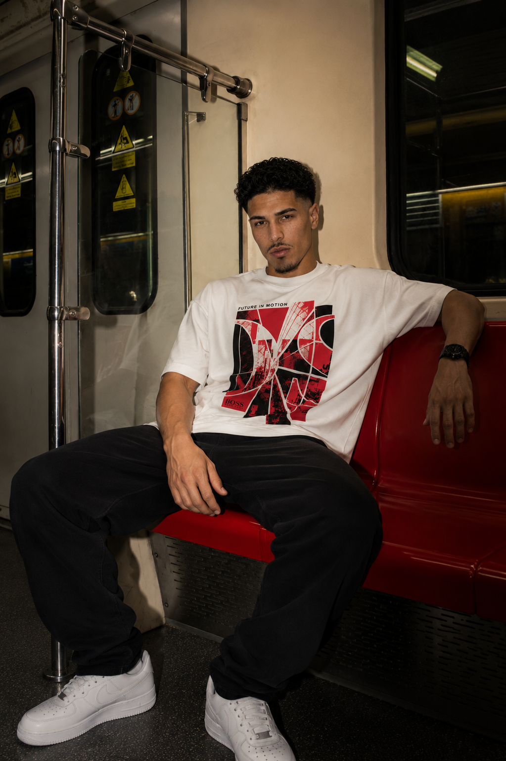 CAMISETA OVERSIZE HOMBRE FUTURED MOTION BOSS 1.1