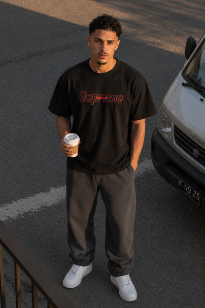 CAMISETA OVERSIZE HOMBRE OUTLINE SUPREME 1.1