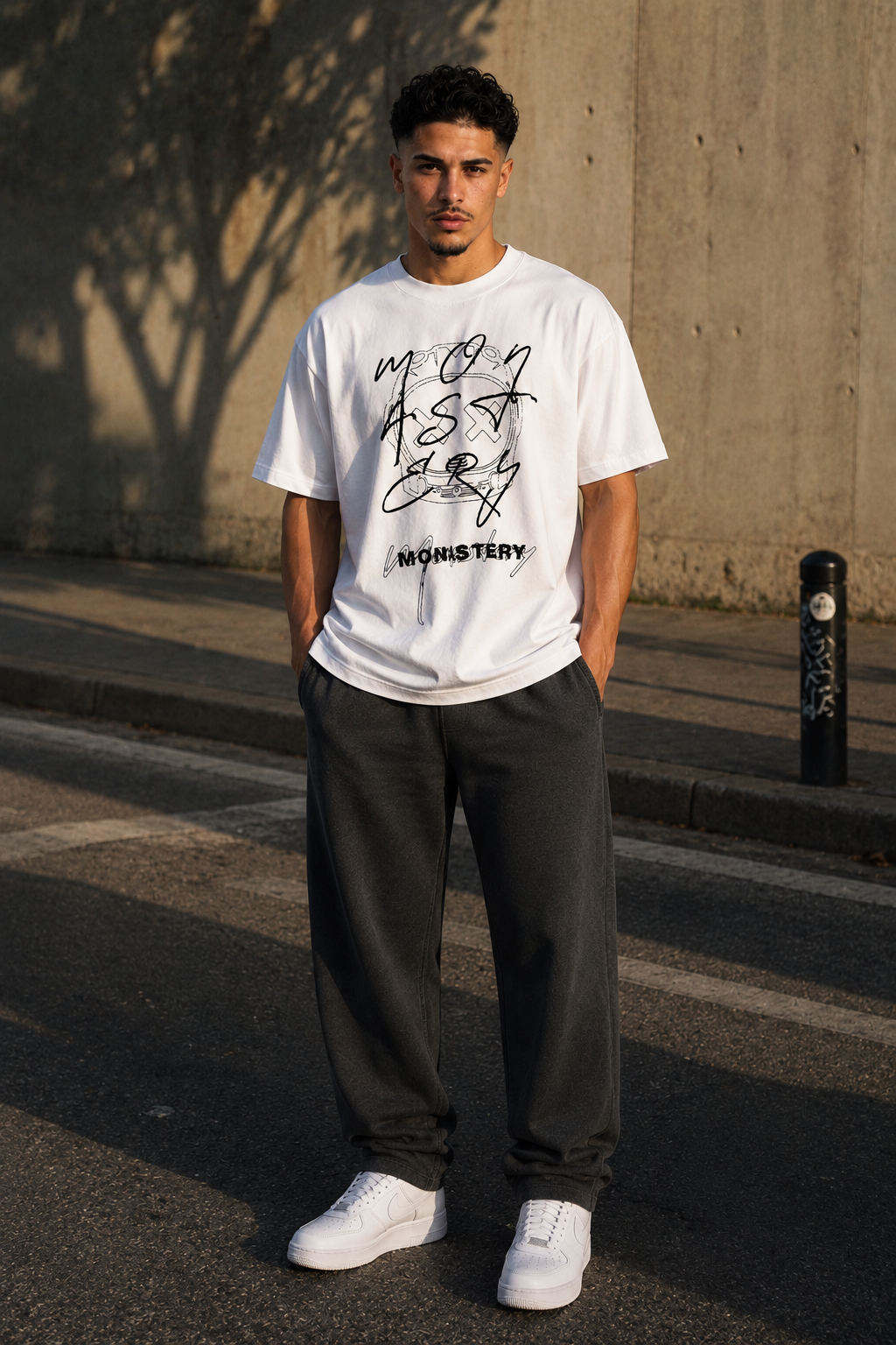 CAMISETA OVERSIZE HOMBRE SKETCH MNSTRY 1.1