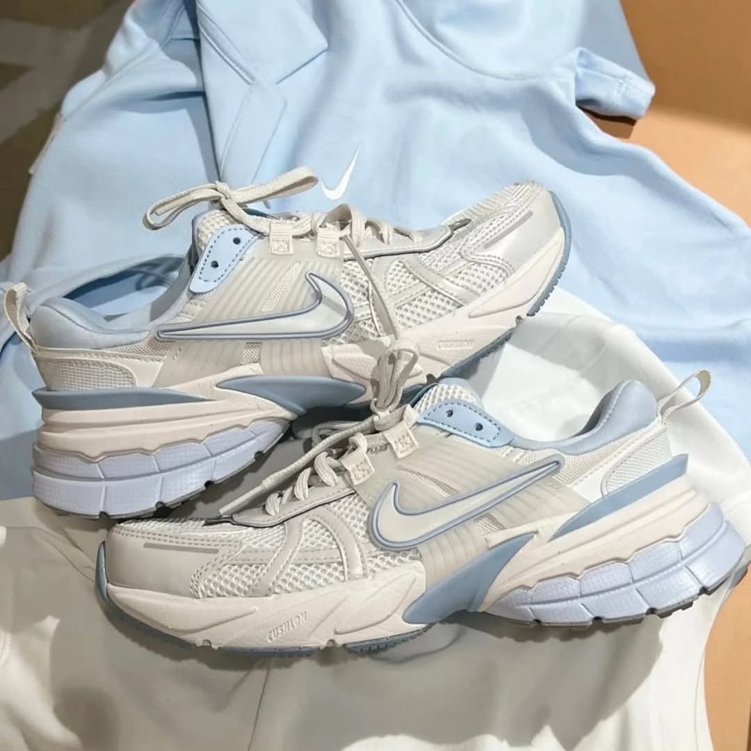 🔥NIKE V2K -LIGHT BLUE - MUJER