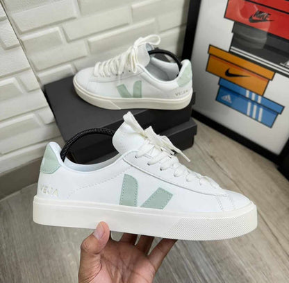 🔥VEJA CAMPO BLANCO V2 HOMBRE – veinte doce - Main Image