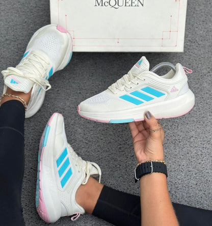 🔥ADIDAS RACER 23 - CREMA - MUJER