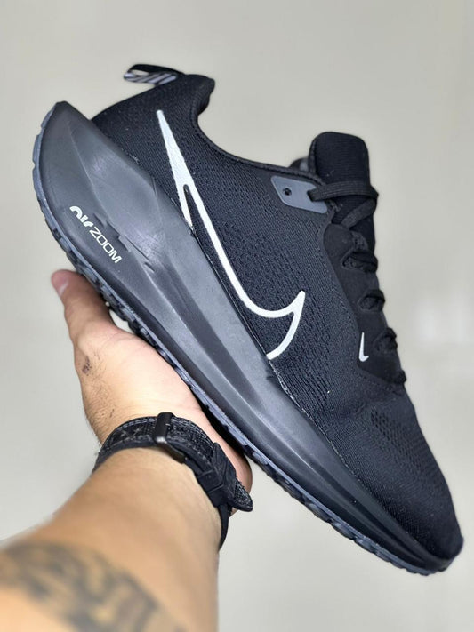 🔥NIKE AIR ZOOM  PGSUS - T NEGRO - HOMBRE