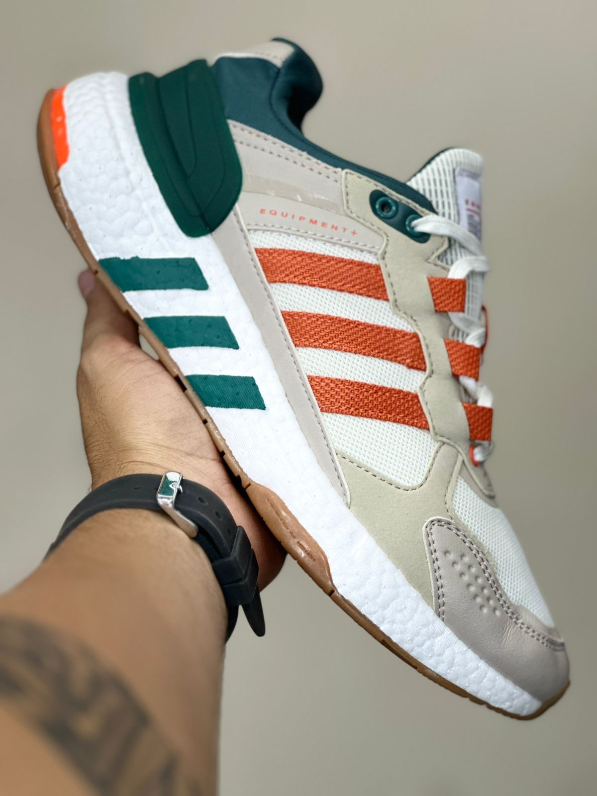 ADIDAS EQUIPMENT 25 RETRO V1 HOMBRE veinte doce