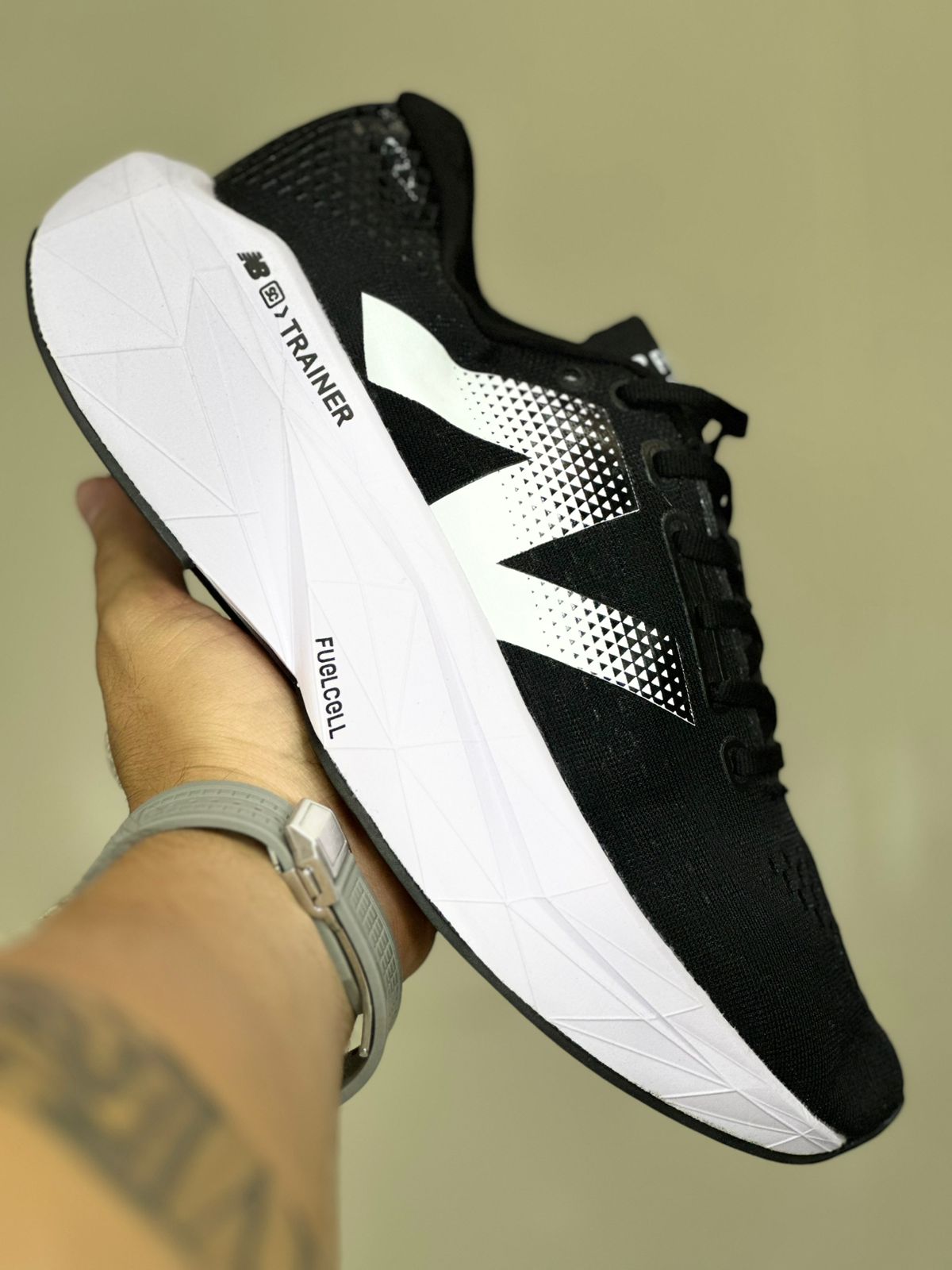 🔥NEW BALANCE FUEL CELL - BLACK BSCS - HOMBRE