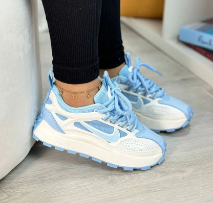 🔥NIKE BAILLELI  - SKYBLUE - MUJER