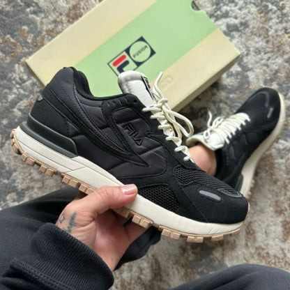 🔥FILA URBAN - ESSENTIAL BLACK  - HOMBRE
