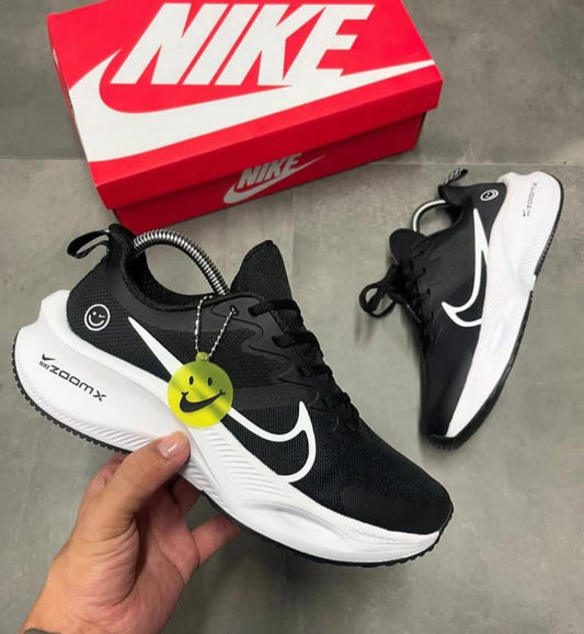 🔥NIKE ZOOMX 26 - NEGRO - HOMBRE