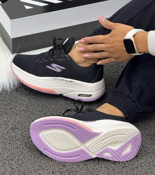 🔥SKECHERS DISTANCE WALKER - CREMA  - MUJER