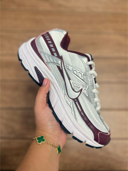 🔥NIKE INITIATOR - STRBRR - MUJER