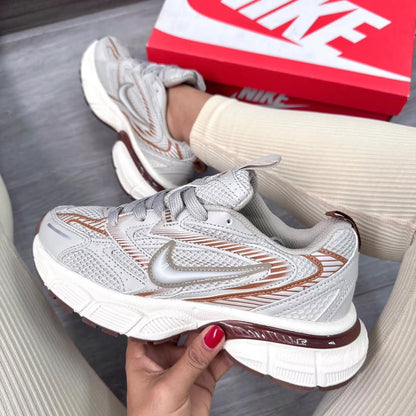 🔥NIKE V5K RUNTECH - BEIGE V2 - MUJER