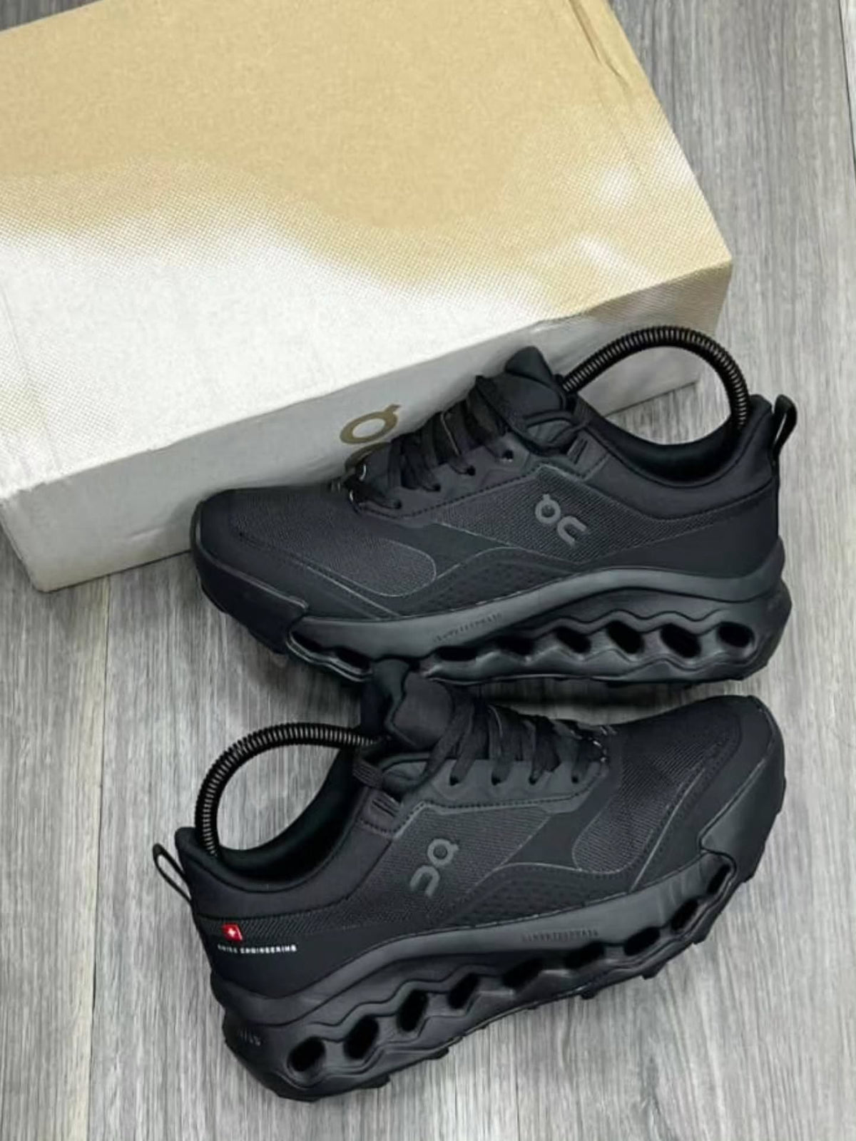 🔥ON CLOUD HORIZON - T NEGRO - MUJER