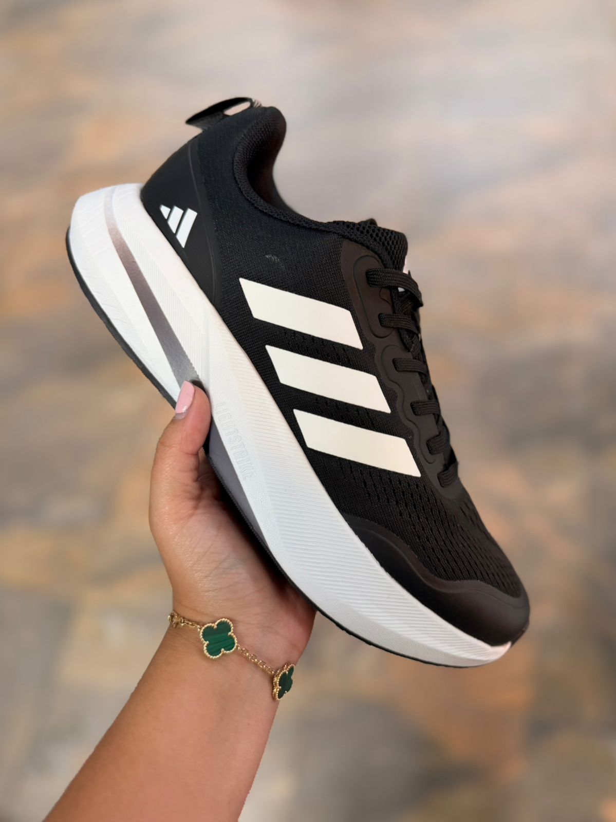 🔥ADIDAS LIGHTSTRIKE - NEGRO - HOMBRE