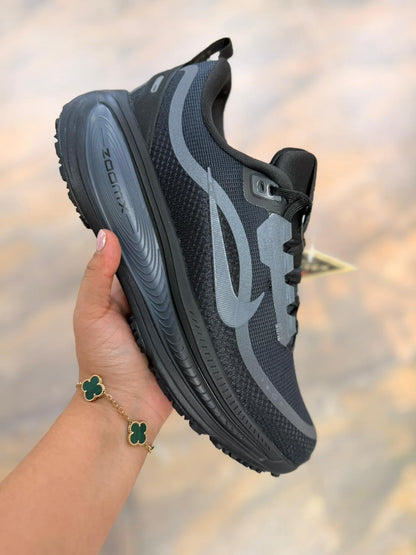 🔥NIKE VOMERO 18 - T BLACK - HOMBRE