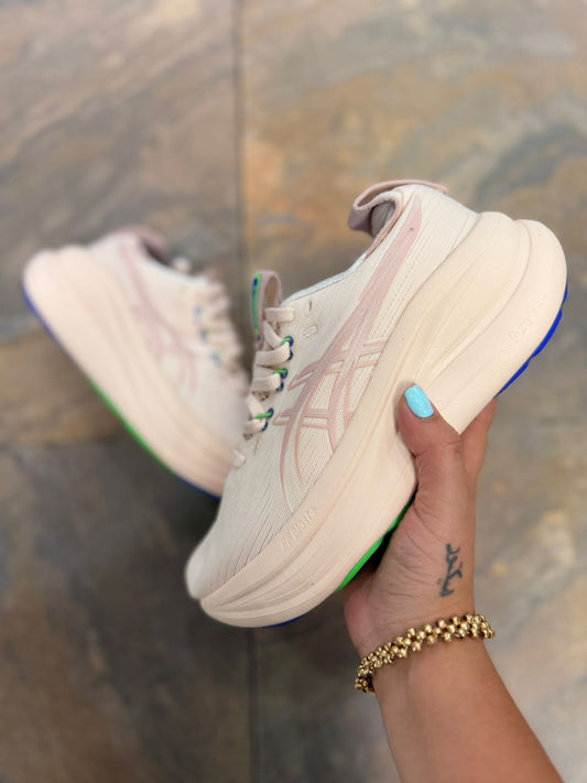 🔥ASICS NIMBUS 28 - CREAM N COCO - MUJER