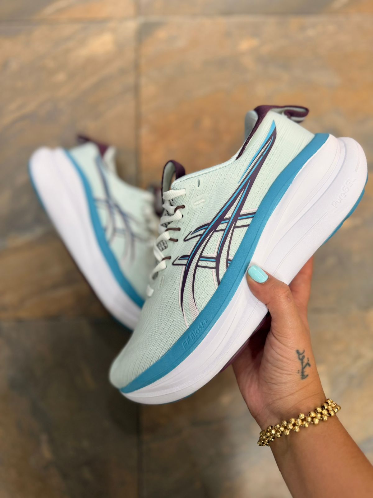 🔥ASICS NIMBUS 28 - LIGHT BLUE - HOMBRE