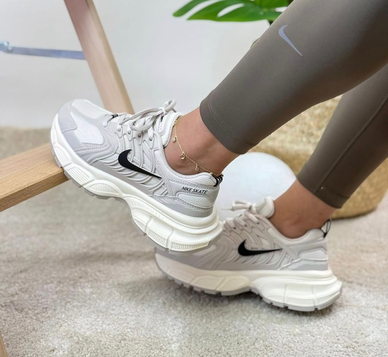 🔥NIKE V5K - BLANCO - MUJER